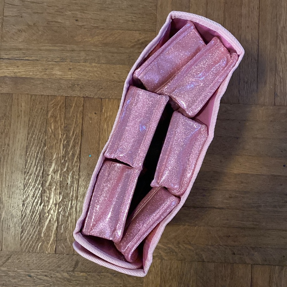 Pink glitter travel accessories case